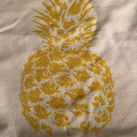 Accent pillow cover. Fits 18” x 18” pillow. - Picture 2 of 5